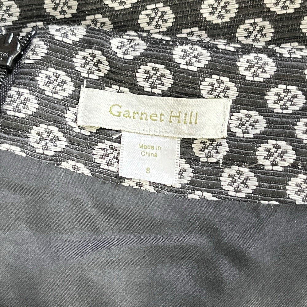 Garnet Hill‎ Jacquard Pencil Skirt Womens 8 Black White Medallion Preppy - Picture 5 of 6
